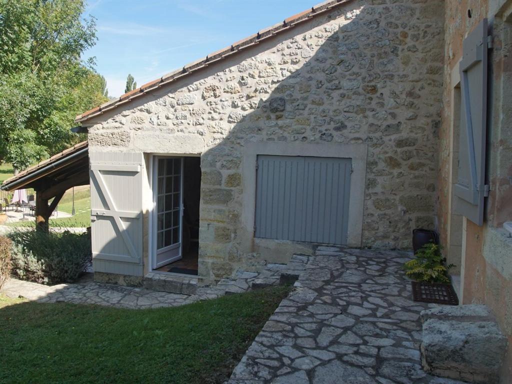 Hotel Moulin Notre Dame Saint-Genès-de-Castillon Habitación foto